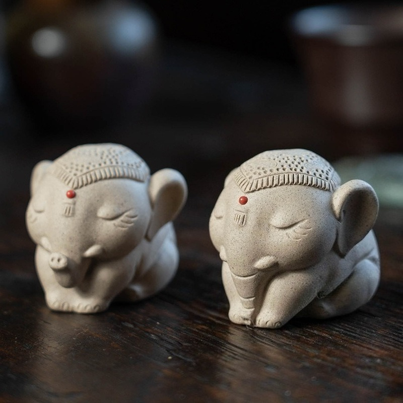 Unique Table Accessories - 1 ชิ้น ตุ๊กตาช้างดินเผาสีม่วง ของตกแต่งบ้าน งานแฮนด์เมด มงคล